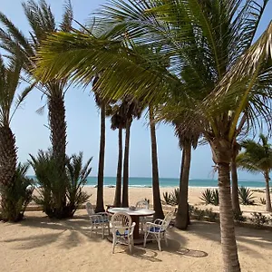 Nº 25 Alfredo Marchetti On The Beach,praia De Chaves Bv Rabil